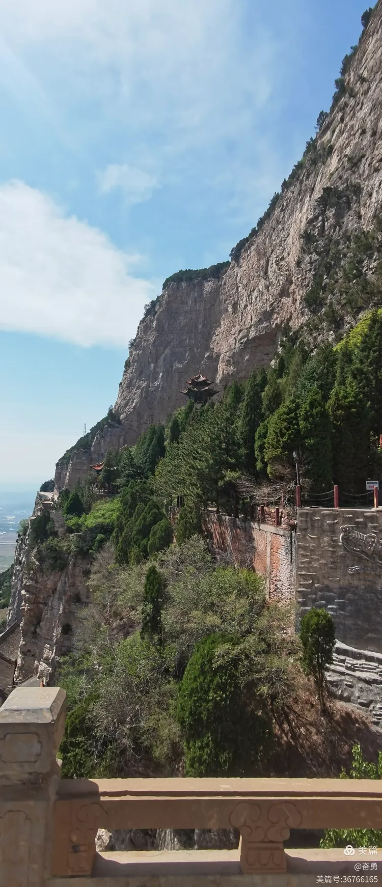 棉山大罗宫景区